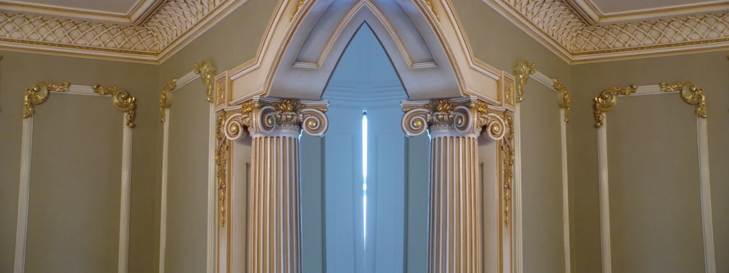 Exquisite Plaster Coving Handcrafted in London